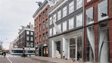 celine tracking witteveen|CELINE AMSTERDAM HOOFTSTRAAT.